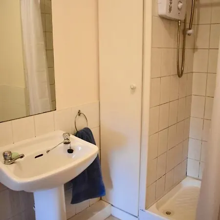 Comfortable Flat With Parking Apartment