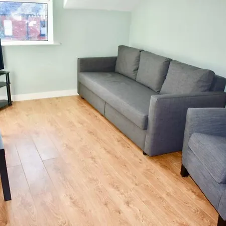 Comfortable Flat With Parking
